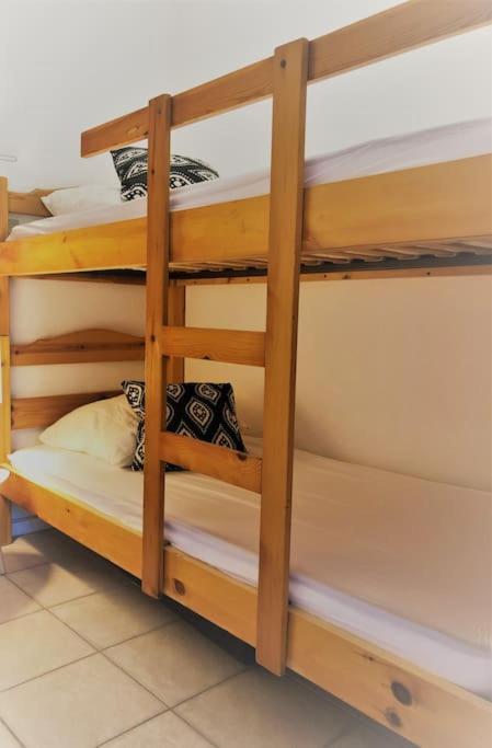 Studio Cabine Climatise 800 M De La Plage Et Des Commerces Bormes-les-Mimosas Luaran gambar